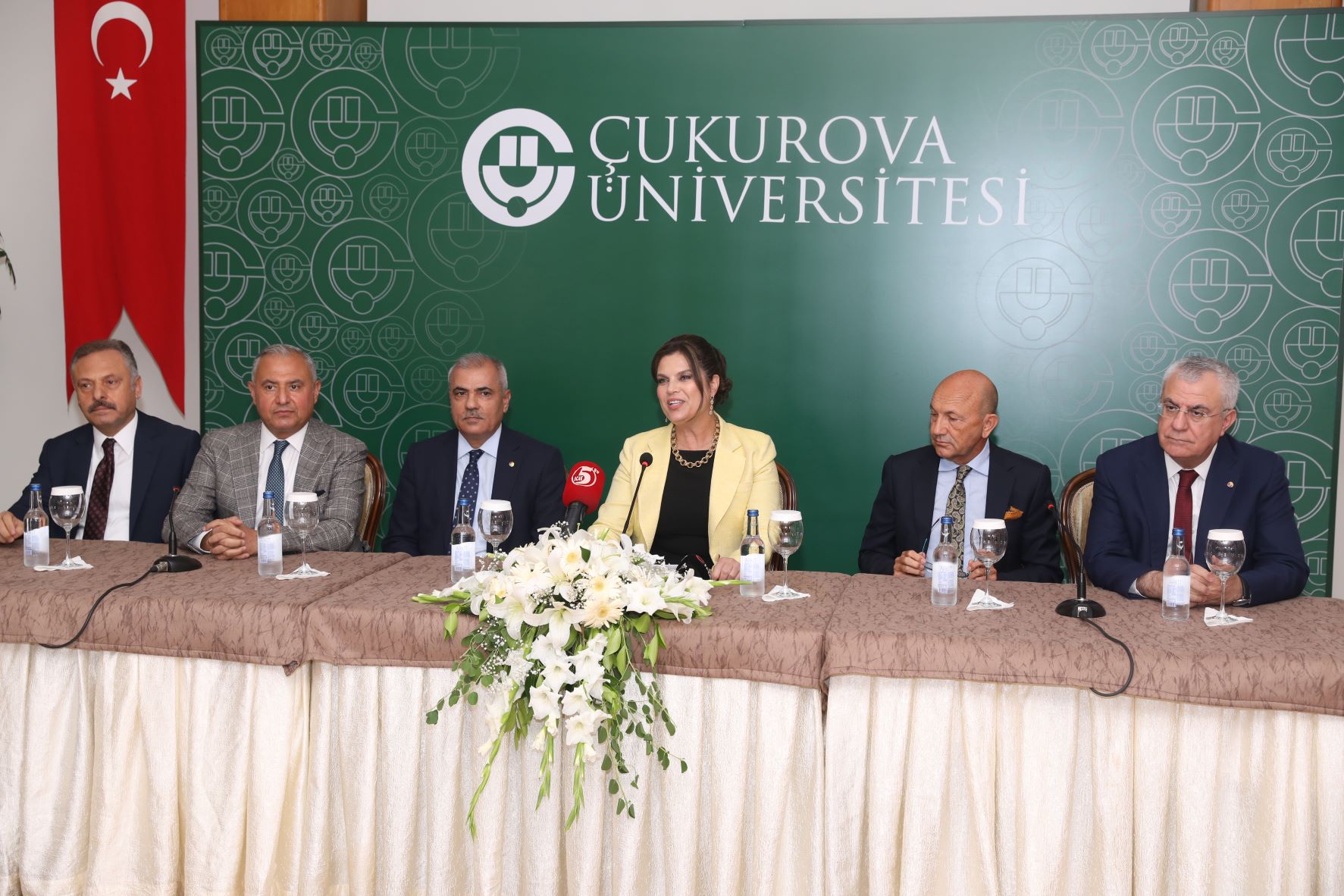 Çukurova Üniversite Sanayi İşbirliği Vakfı’ndan İlk 3 Bine Rekor Burs